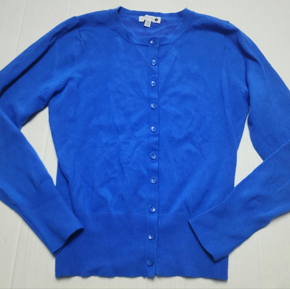 Cardigan - Picture 7 of 7